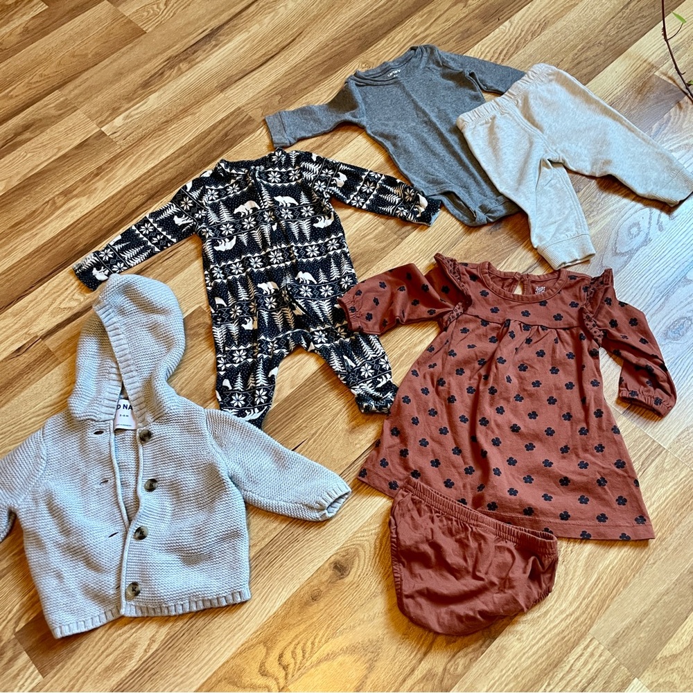 girls 3-6mos 6-piece bundle, dress, holiday footie, sweater, pants bodysuit